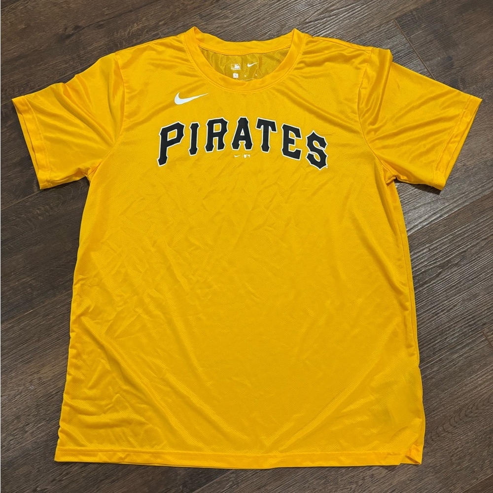 NIKE TEAM MLB Pittsburgh Pirates Baseball Logo Nike T-shirt Gold Size L